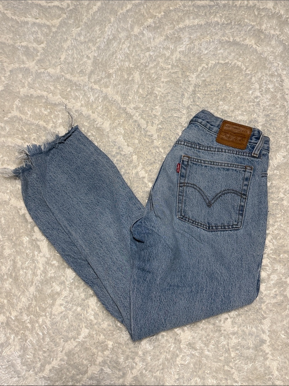 Levi's Women's Light Blue Relaxed Fit Jeans